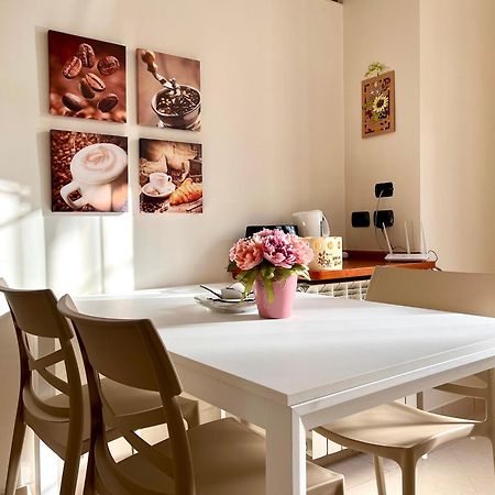 Il Villino B&B - Napoli/Pompei/Sorrento/Costiera Brusciano Dış mekan fotoğraf