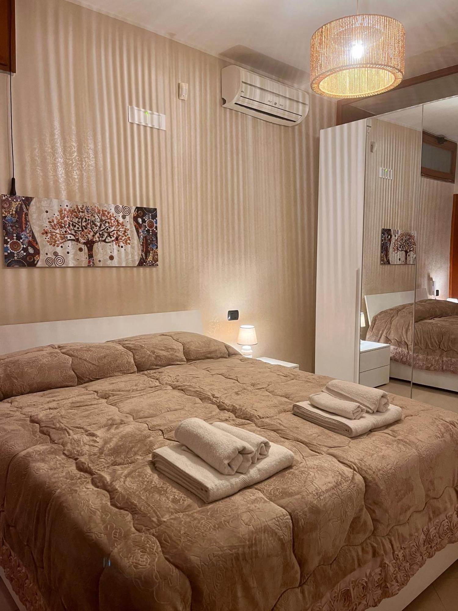 Il Villino B&B - Napoli/Pompei/Sorrento/Costiera Brusciano Dış mekan fotoğraf